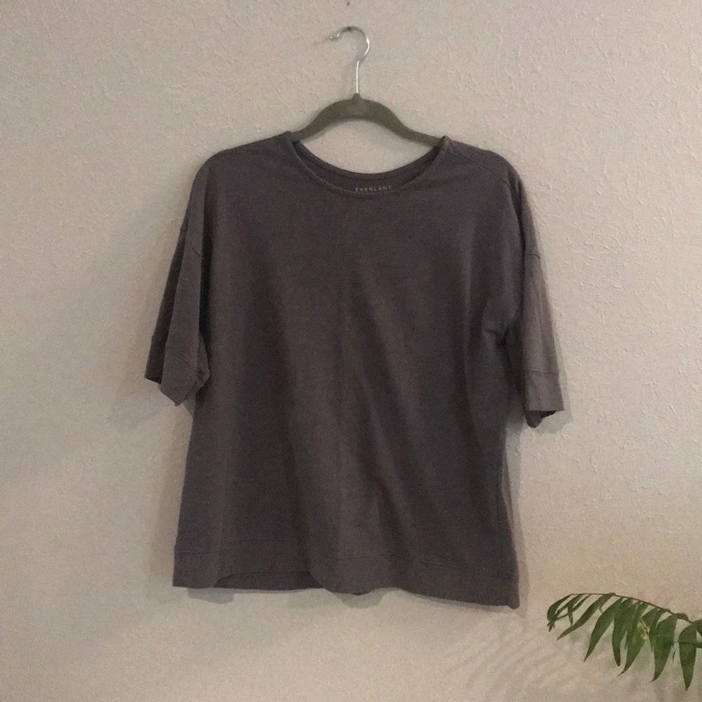 Short sleeve knit t shirt